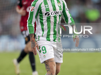 Chimy Avila of Real Betis controls the ball during the La Liga EA Sports match between Real Betis and RCD Mallorca at Benito Villamarin in S...