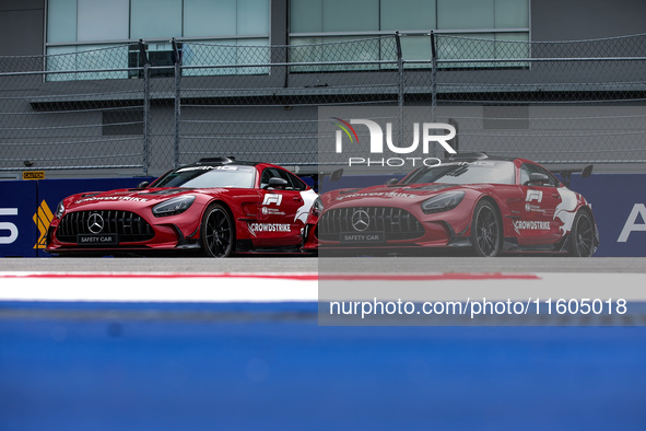 The Mercedes AMG Safety Car participates in the Formula 1 Singapore Grand Prix 2024 on the Marina Bay Circuit in Singapore from September 19...