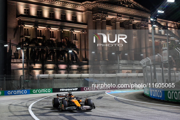 Oscar Piastri of the McLaren F1 Team MCL38 participates in the Formula 1 Singapore Grand Prix 2024 on the Marina Bay Circuit in Singapore fr...