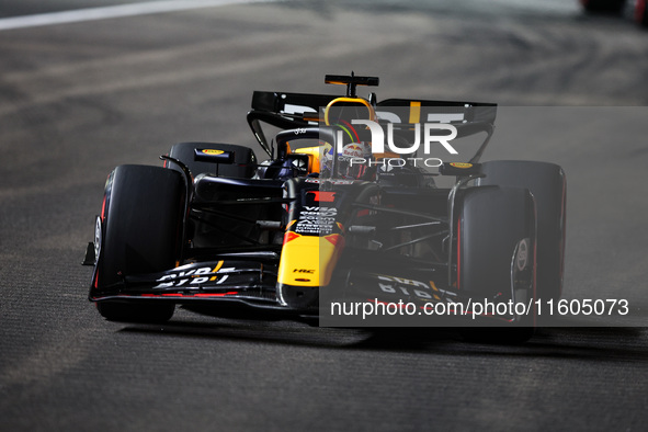 Max Verstappen of Red Bull Racing RB20 is in action during the Formula 1 Singapore Grand Prix 2024 on the Marina Bay Circuit in Singapore, f...