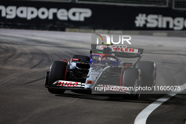 Yuki Tsunoda of Visa Cash App RB F1 Team VCARB 01 is in action during the Formula 1 Singapore Grand Prix 2024 on the Marina Bay Circuit, in...