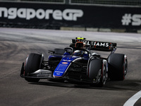 Franco Colapinto of Williams Racing competes during the Formula 1 Singapore Grand Prix on the Marina Bay Circuit in Singapore, from Septembe...