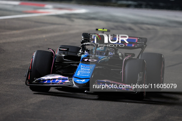 Pierre Gasly of Alpine F1 Team A524 is in action during the Formula 1 Singapore Grand Prix 2024 on the Marina Bay Circuit, in Singapore, fro...