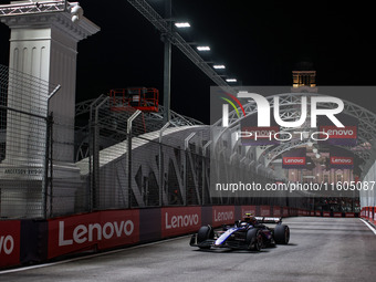 George Russell of the Mercedes AMG F1 Team W15 competes during the Formula 1 Singapore Grand Prix 2024 on the Marina Bay Circuit in Singapor...