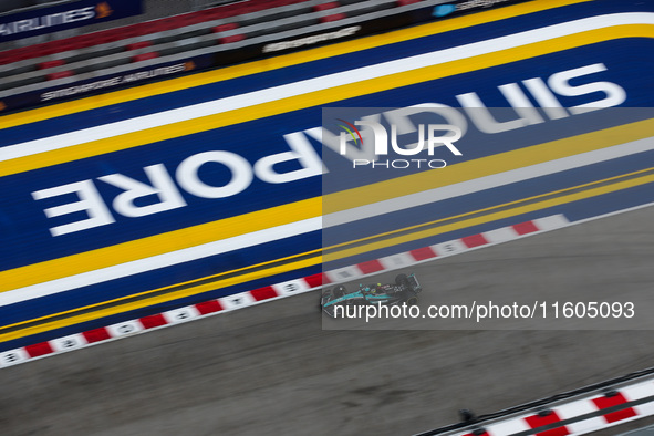 Lewis Hamilton of the Mercedes AMG F1 Team W15 competes during the Formula 1 Singapore Grand Prix 2024 on the Marina Bay Circuit in Singapor...