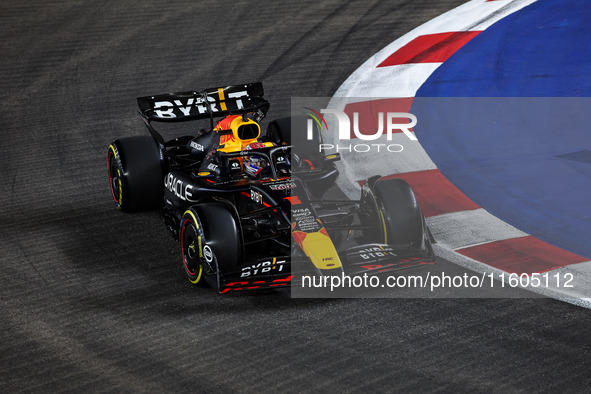 Max Verstappen of Red Bull Racing RB20 is in action during the Formula 1 Singapore Grand Prix 2024 on the Marina Bay Circuit in Singapore, f...