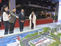 The Deputy Minister of Economic Affairs of the Ministry of Economic Affairs of the United Arab Emirates (UAE) visits the exhibition hall at...