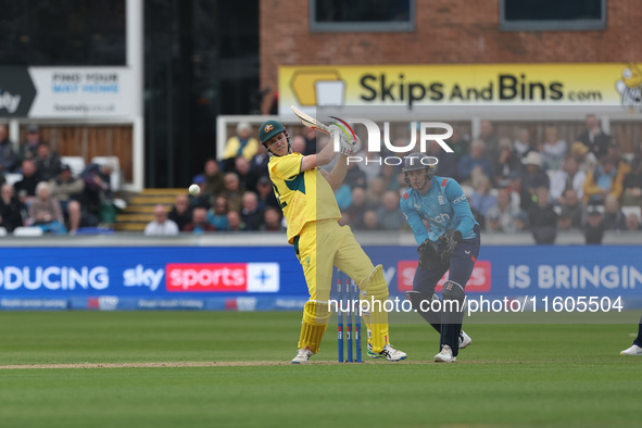 Cameron Green of Australia pulls the ball for four during the Metro Bank One Day Series match between England and Australia at the Seat Uniq...