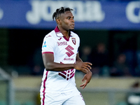 Duvan Zapata of Torino FC looks on during the Serie A Enilive match between Hellas Verona and Torino FC at Stadio Marcantonio Bentegodi on S...