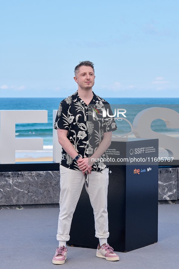 Riccardo Scarmarcio attends the photocall of Modi, Three Days on the Wing of Madness during the 72nd San Sebastian International Film Festiv...