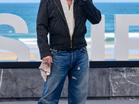 Johnny Depp attends the photocall of ''Modi, Three Days on the Wing of Madness'' during the 72nd San Sebastian International Film Festival i...