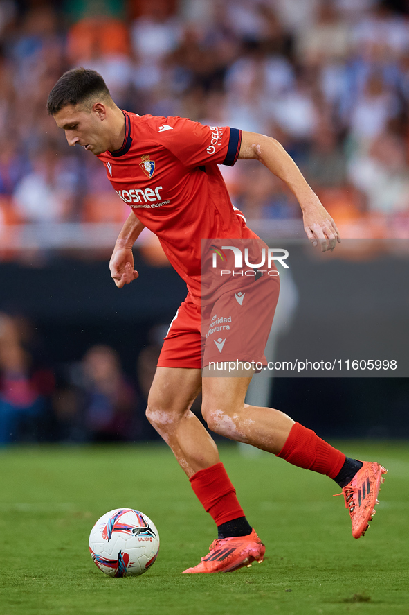 Abel Bretones of CA Osasuna is in action during the LaLiga EA Sports match between Valencia CF and CA Osasuna at Mestalla stadium in Valenci...