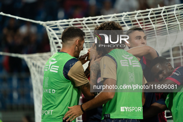 Gianluca Lapadula (#9 Cagliari Calcio) celebrates a goal during the Italy Cup Frecciarossa match between Cagliari Calcio and US Cremonese in...