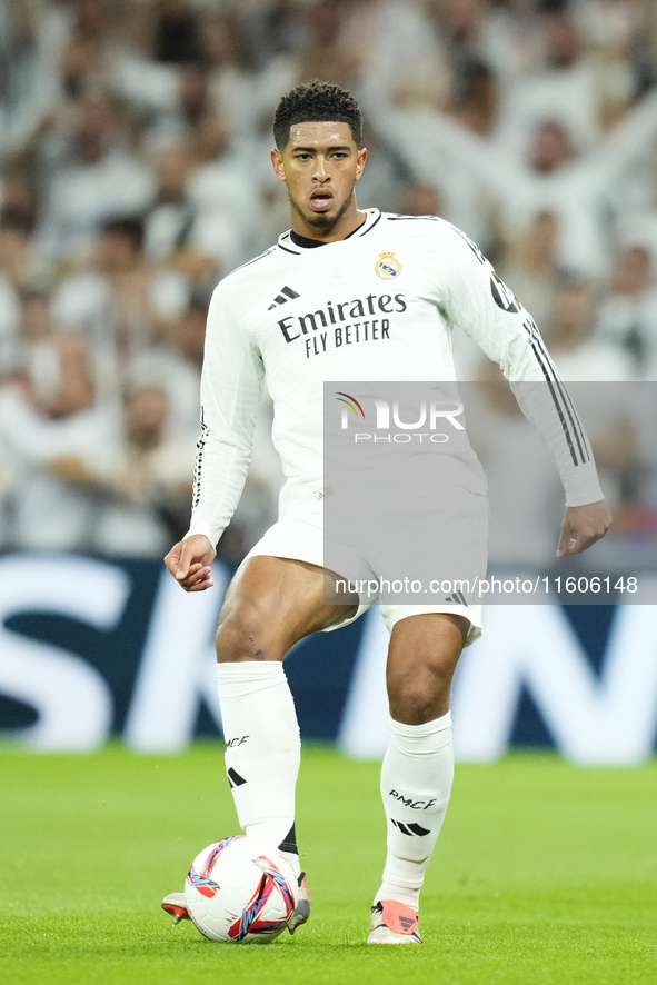 Jude Bellingham central midfield of Real Madrid and England during the La Liga match between Real Madrid CF and Deportivo Alavés at Estadio...