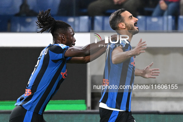 Davide Zappacosta of Atalanta BC celebrates after a goal during the Italian Serie A football match between Atalanta BC and Calcio Como in Be...