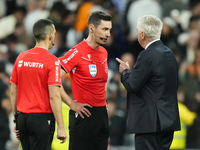 Carlo Ancelotti head coach of Real Madrid Alejandro Muñiz Ruiz after the La Liga match between Real Madrid CF and Deportivo Alavés at Estadi...