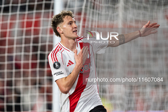 Players of River Plate from Argentina and Colo Colo from Chile during a second leg soccer game of the quarterfinals of the Copa Libertadores...