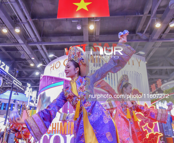 Vietnam's stand performs at the 21st China-Asean Expo in Nanning, China, on September 25, 2024. 