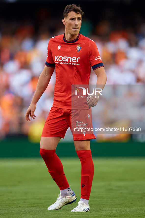 Herrando of CA Osasuna looks on during the LaLiga EA Sports match between Valencia CF and CA Osasuna at Mestalla stadium in Valencia, Spain,...