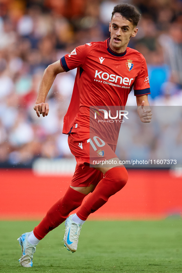 Aimar of CA Osasuna runs during the LaLiga EA Sports match between Valencia CF and CA Osasuna at Mestalla stadium in Valencia, Spain, on Sep...