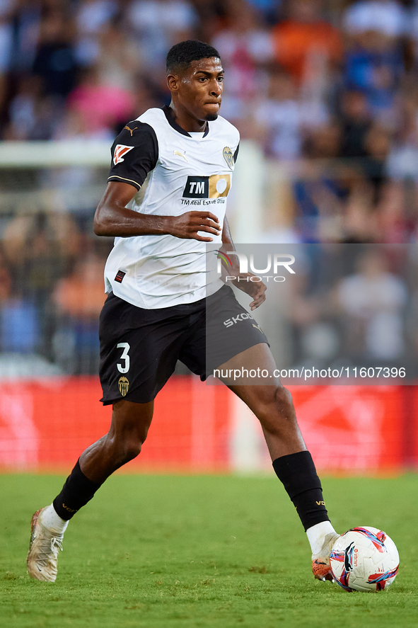 Cristhian Mosquera of Valencia CF is in action during the LaLiga EA Sports match between Valencia CF and CA Osasuna at Mestalla stadium in V...