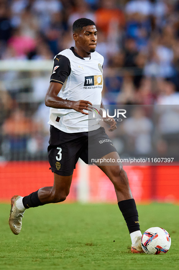 Cristhian Mosquera of Valencia CF is in action during the LaLiga EA Sports match between Valencia CF and CA Osasuna at Mestalla stadium in V...