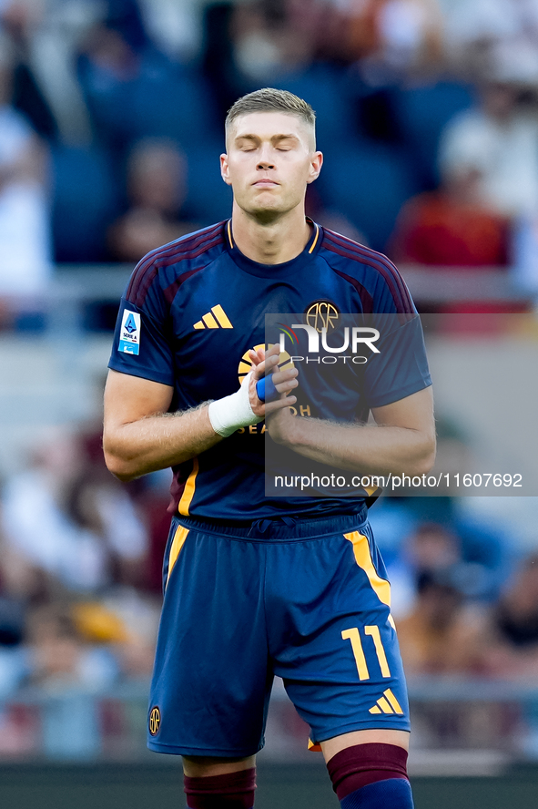 Artem Dovbyk of AS Roma looks dejected during the Serie A Enilive match between AS Roma and Udinese Calcio at Stadio Olimpico on September 2...