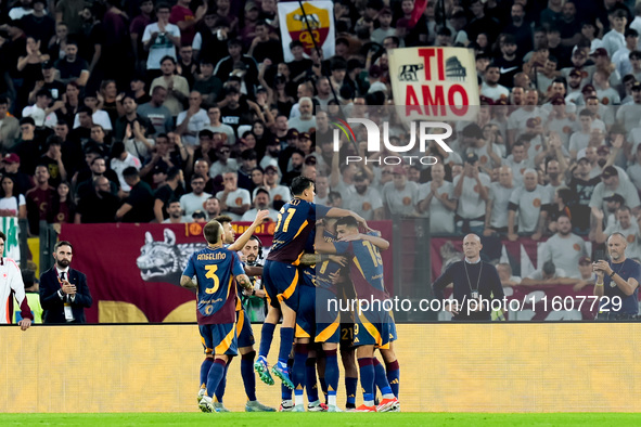 Paulo Dybala of AS Roma scores second goal during the Serie A Enilive match between AS Roma and Udinese Calcio at Stadio Olimpico on Septemb...