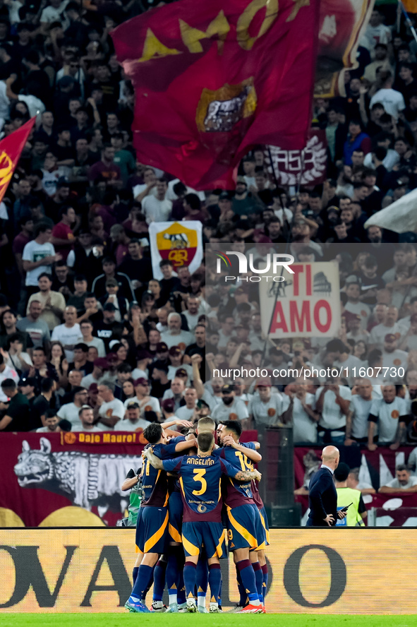 Paulo Dybala of AS Roma scores second goal during the Serie A Enilive match between AS Roma and Udinese Calcio at Stadio Olimpico on Septemb...