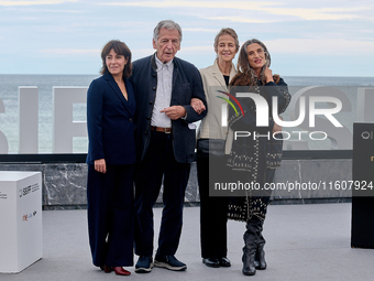 Costa-Gavras, Angela Molina, Charlotte Rampling, Marlyne Canto, and Claude Grande attend the photocall of ''Le Dernier Souffle'' during the...