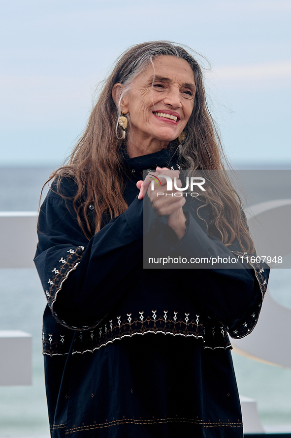 Angela Molina attends the photocall of ''Le Dernier Souffle'' during the 72nd San Sebastian International Film Festival in San Sebastian, Sp...