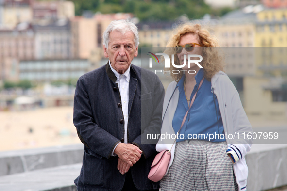 Costa-Gavras, Angela Molina, Charlotte Rampling, Marlyne Canto, and Claude Grande attend the photocall of ''Le Dernier Souffle'' during the...