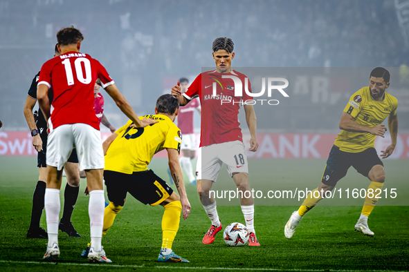 AZ Alkmaar defender David Moller Wolfe plays during the match AZ - Elfsborg at the AZ Stadium for the UEFA Europa League - League phase - Ma...