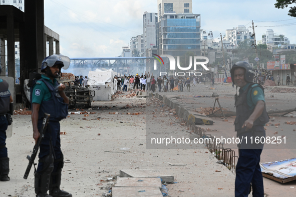 Students clash with the police during an ongoing anti-quota protest in Dhaka, Bangladesh, on July 19, 2024. Police in Bangladesh's capital b...