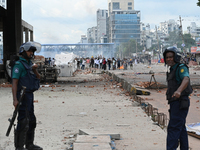 Students clash with the police during an ongoing anti-quota protest in Dhaka, Bangladesh, on July 19, 2024. Police in Bangladesh's capital b...