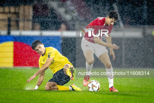 Elfsborg midfielder Besfort Zenelli and AZ Alkmaar forward Ruben van Bommel during the match AZ vs. Elfsborg at the AZ Stadium for the UEFA...