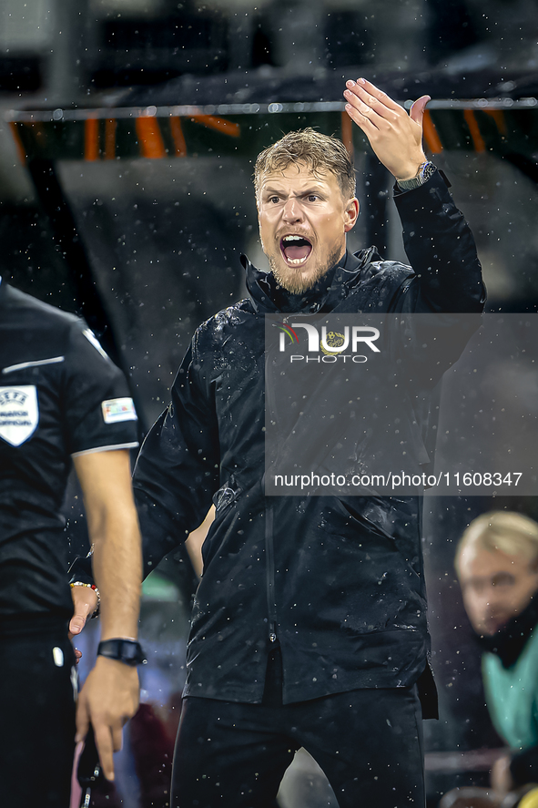 Elfsborg trainer Oscar Hiljemark during the match AZ vs. Elfsborg at the AZ Stadium for the UEFA Europa League - League phase - Matchday 1 s...