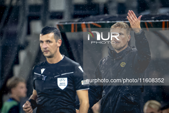 Elfsborg trainer Oscar Hiljemark during the match AZ vs. Elfsborg at the AZ Stadium for the UEFA Europa League - League phase - Matchday 1 s...