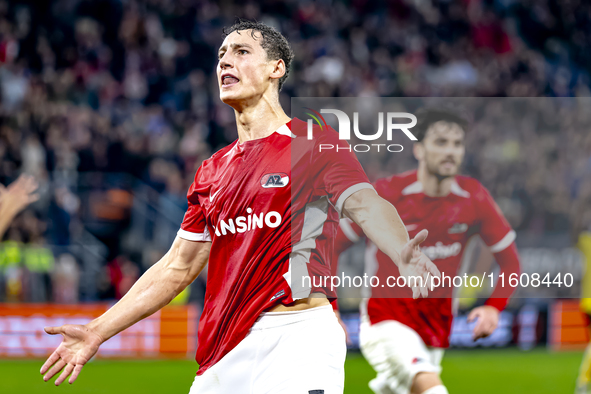 AZ Alkmaar forward Ruben van Bommel scores the 1-1 and celebrates the goal during the match between AZ and Elfsborg at the AZ Stadium for th...