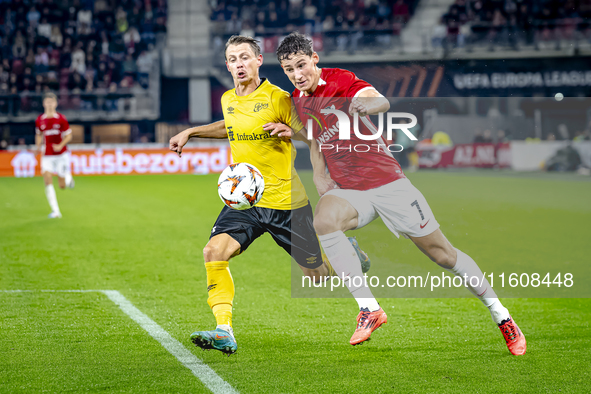 Elfsborg midfielder Simon Hedlund and AZ Alkmaar forward Ruben van Bommel during the match AZ vs. Elfsborg at the AZ Stadium for the UEFA Eu...