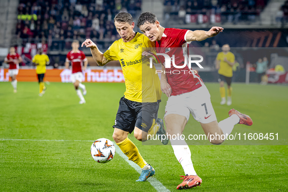 Elfsborg midfielder Simon Hedlund and AZ Alkmaar forward Ruben van Bommel during the match AZ vs. Elfsborg at the AZ Stadium for the UEFA Eu...