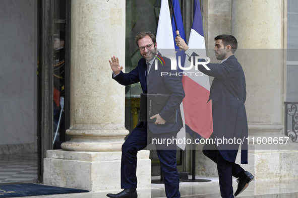 Antoine Armand, the newly appointed French Minister for the Economy, Finance, and Industry, arrives at the Elysee Palace for the meeting of...