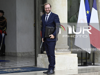 Antoine Armand, the newly appointed French Minister for the Economy, Finance, and Industry, arrives at the Elysee Palace for the meeting of...