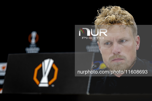 Elfsborg trainer Oscar Hiljemark during the match AZ vs. Elfsborg at the AZ Stadium for the UEFA Europa League - League phase - Matchday 1 s...