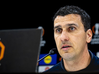 AZ Alkmaar trainer Maarten Martens during the match AZ - Elfsborg at the AZ Stadium for the UEFA Europa League - League phase - Matchday 1 s...