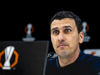 AZ Alkmaar trainer Maarten Martens during the match AZ - Elfsborg at the AZ Stadium for the UEFA Europa League - League phase - Matchday 1 s...