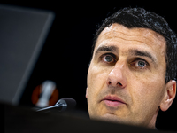 AZ Alkmaar trainer Maarten Martens during the match AZ - Elfsborg at the AZ Stadium for the UEFA Europa League - League phase - Matchday 1 s...