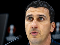 AZ Alkmaar trainer Maarten Martens during the match AZ - Elfsborg at the AZ Stadium for the UEFA Europa League - League phase - Matchday 1 s...