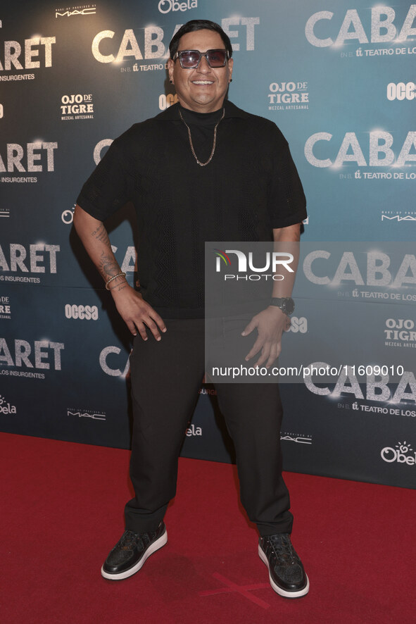 Rafael Balderrama attends the red carpet for the Cabaret the Musical premiere with Itati Cantoral's special participation at Teatro de los I...