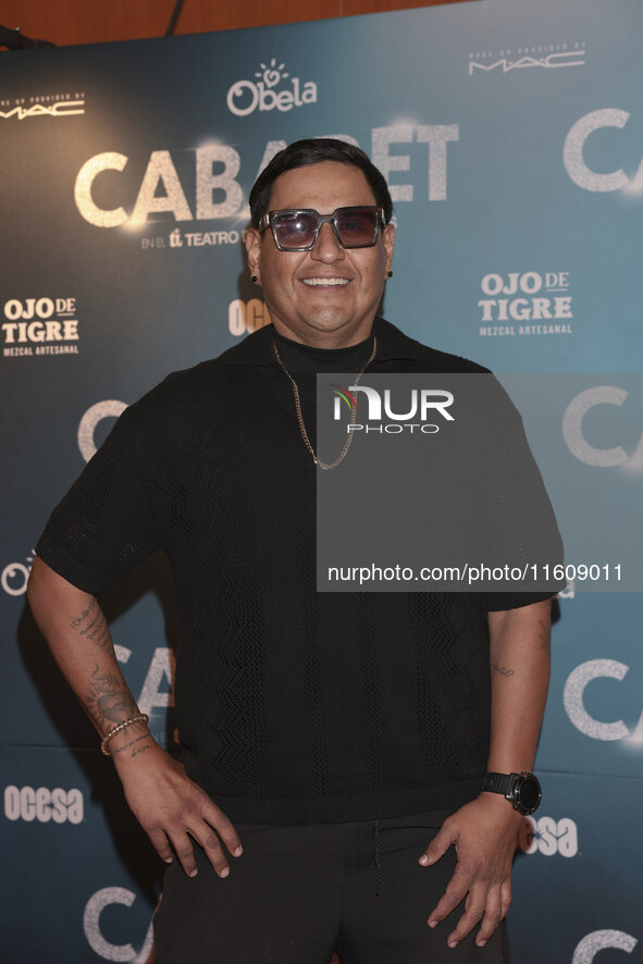 Rafael Balderrama attends the red carpet for the Cabaret the Musical premiere with Itati Cantoral's special participation at Teatro de los I...